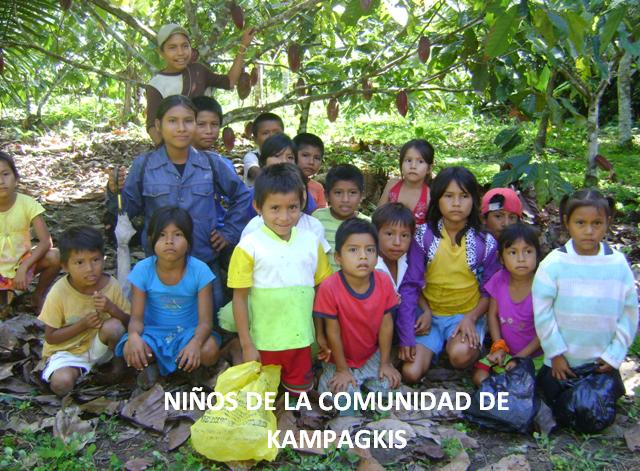 niñas y niños de la comunidad Kampagkis